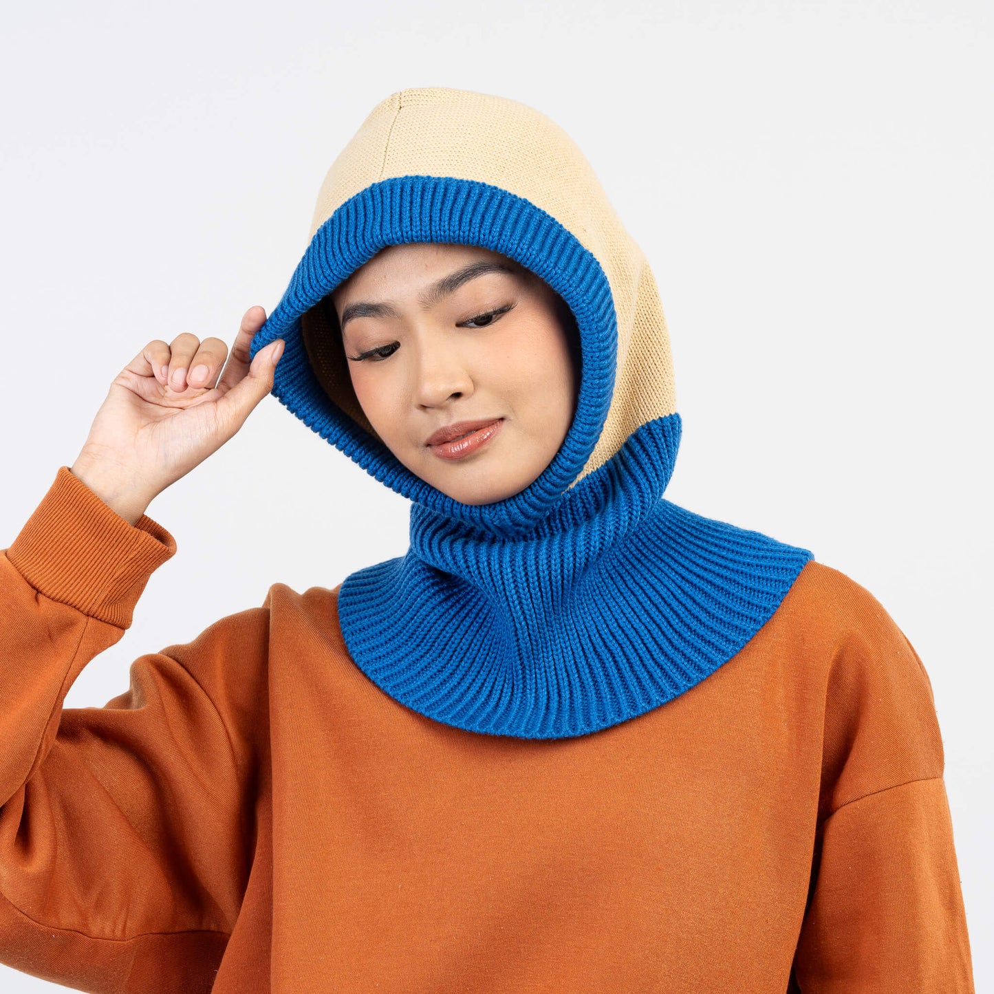 Colorblock Knit Hood