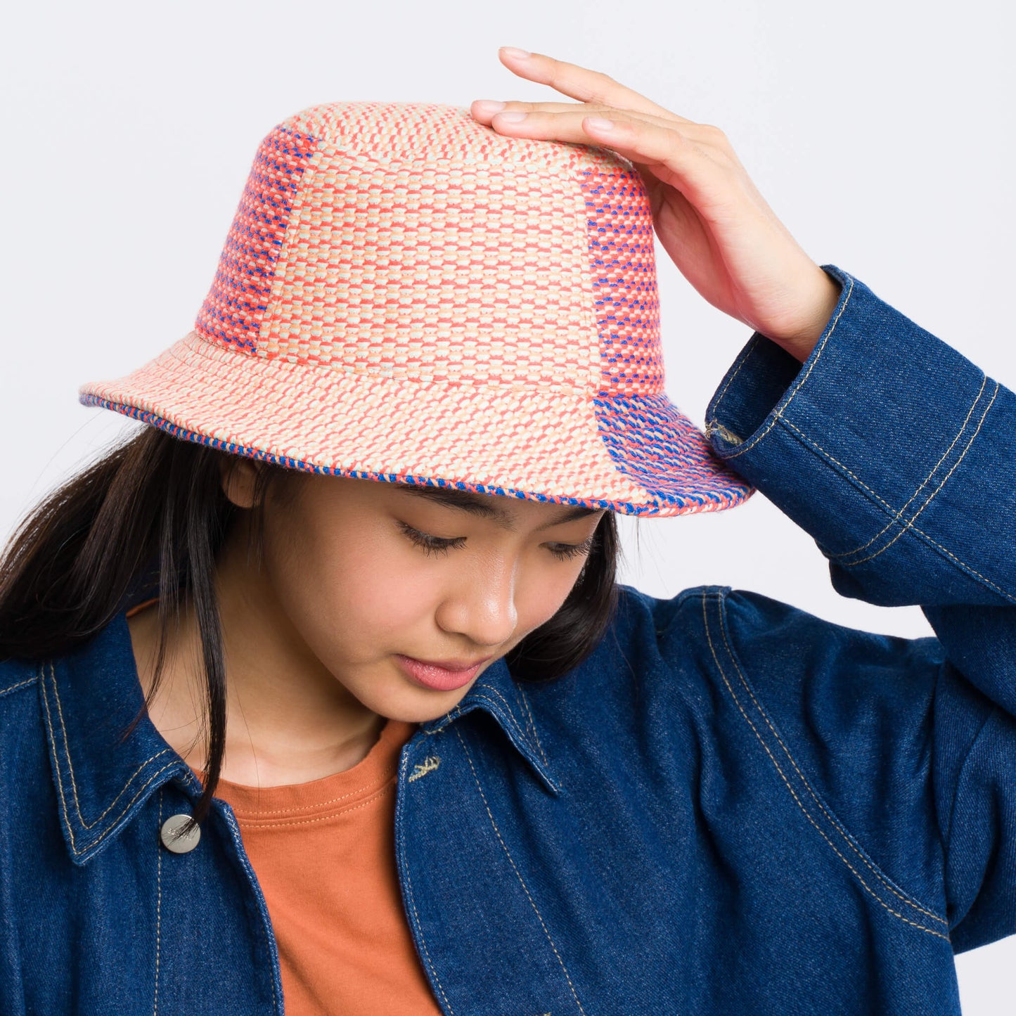 Dashes Knit Bucket Hat
