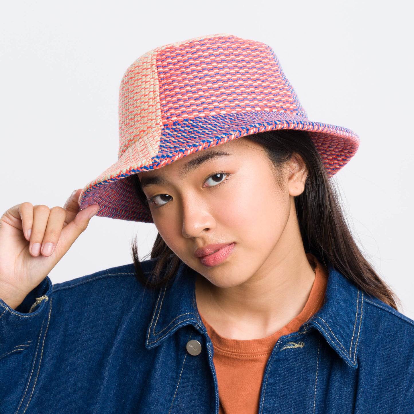 Dashes Knit Bucket Hat