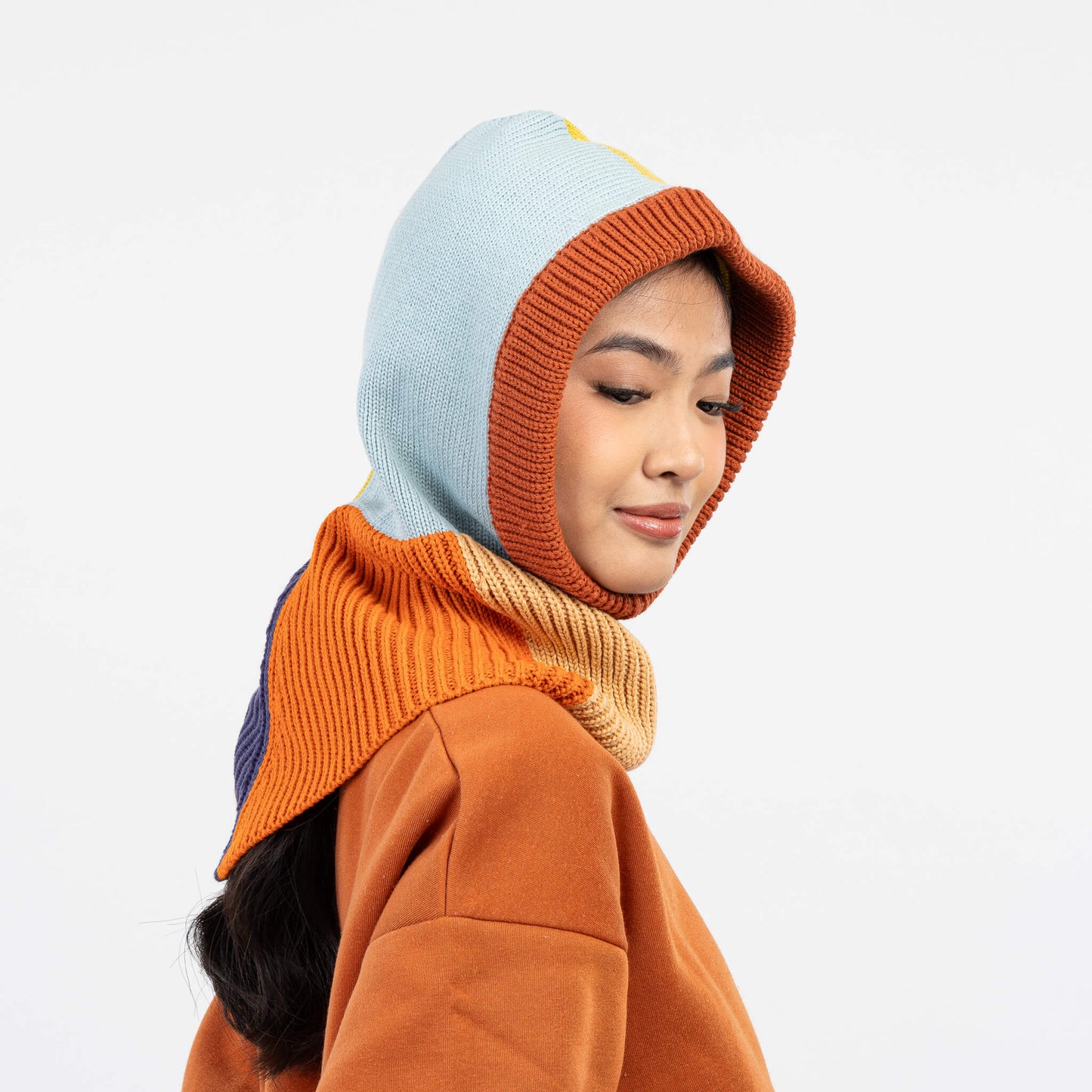 Mismatch Knit Hood
